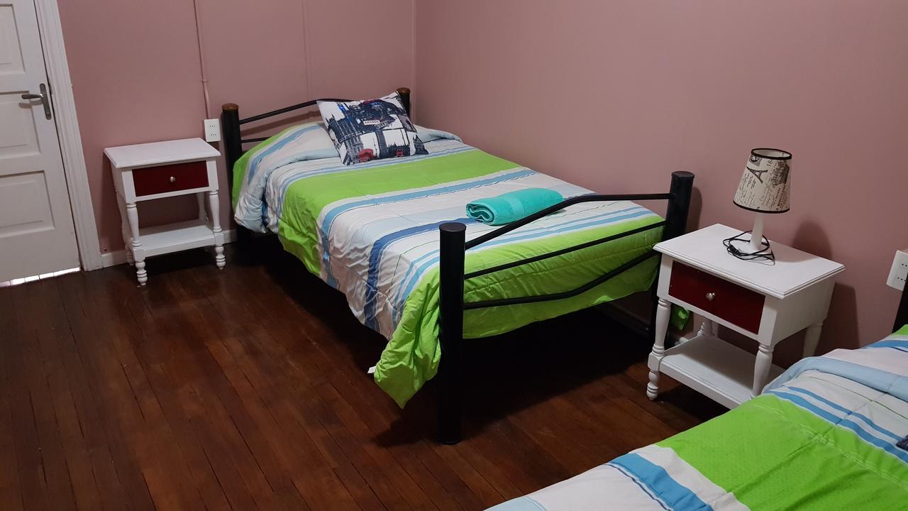 פואנטה ארנס Hostal Viajeros מראה חיצוני תמונה